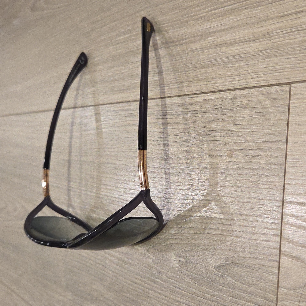 Tom Ford Jennifer TF8 Sunglasses - Picture 2 of 7